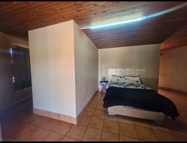 7 BEDROOM GUEST HOUSE FOR SALE IN DIBENG